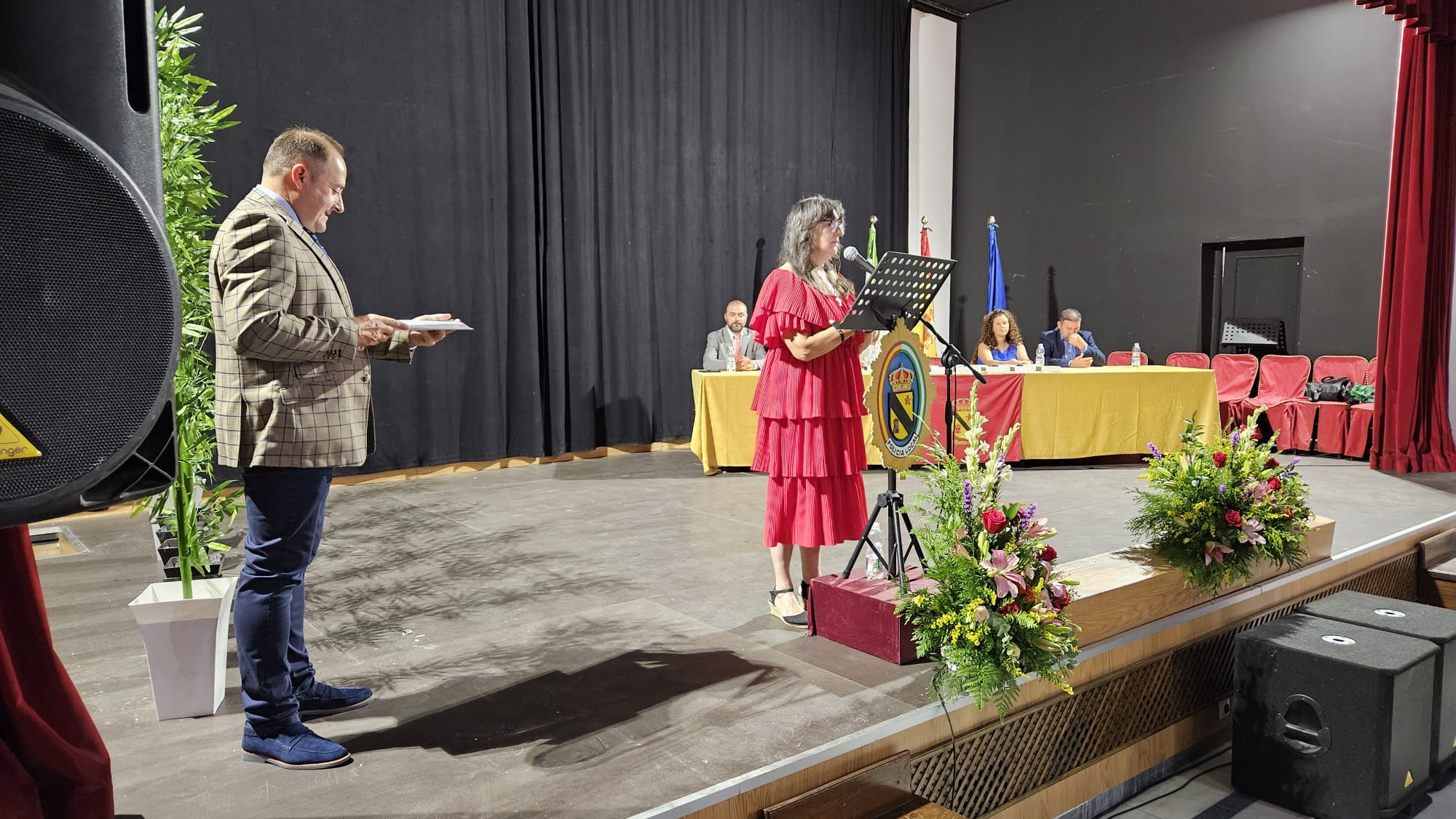 Momento de una de las intervenciones de la alcaldesa, Juana Cazorla