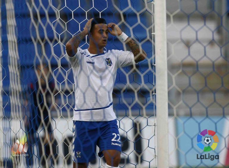 El delantero Nano fue el autor del gol blanquiazul ante el Elche
