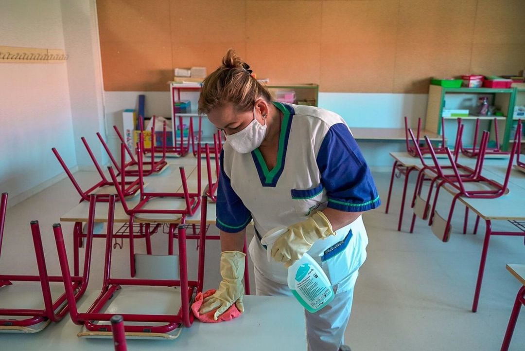 Limpieza en un colegio