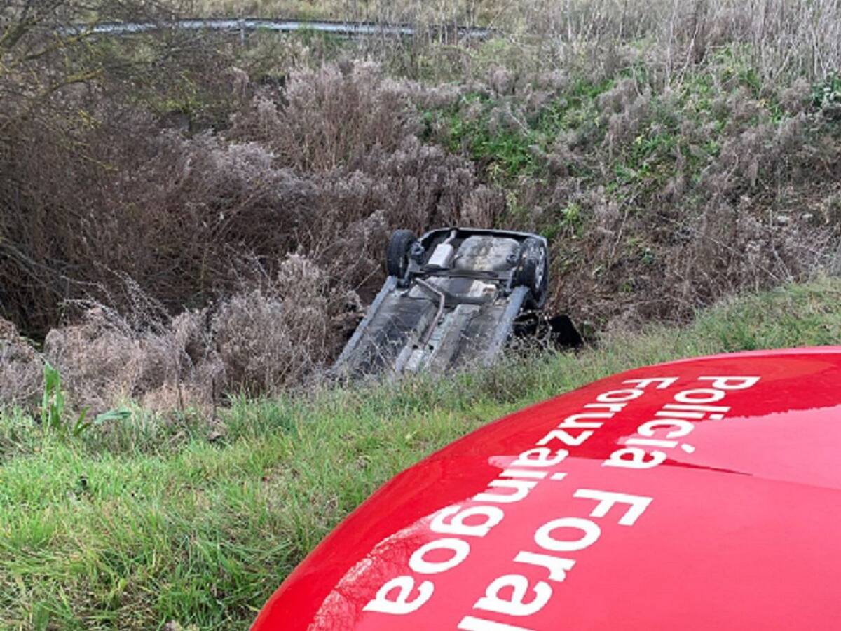 Fallece un hombre de 79 años tras salirse de la vía en la NA-6064, en Muruzabal