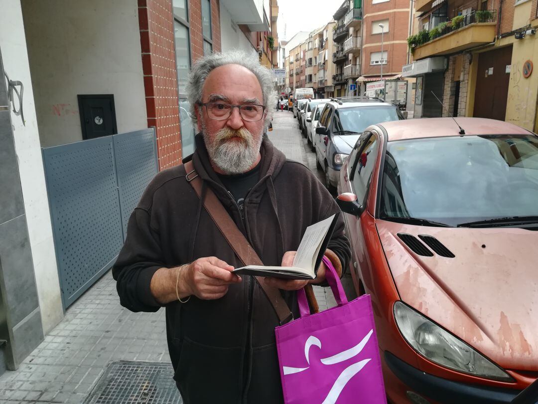 Néstor Sanmiguel en una imagen reciente en la calle Pizarro