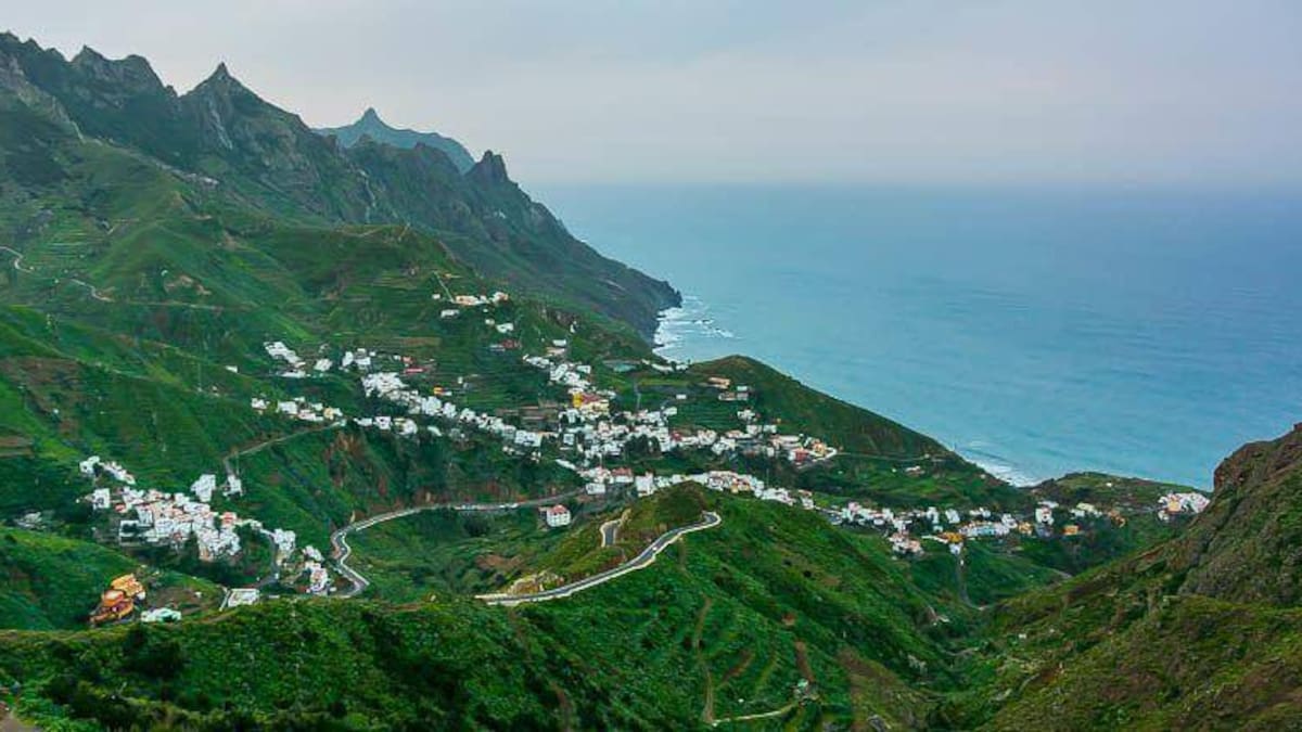 "No existe ninguna ermita encantada": Un pueblo de Tenerife "cansado" de los curiosos por un video viral de TikTok hecho con IA