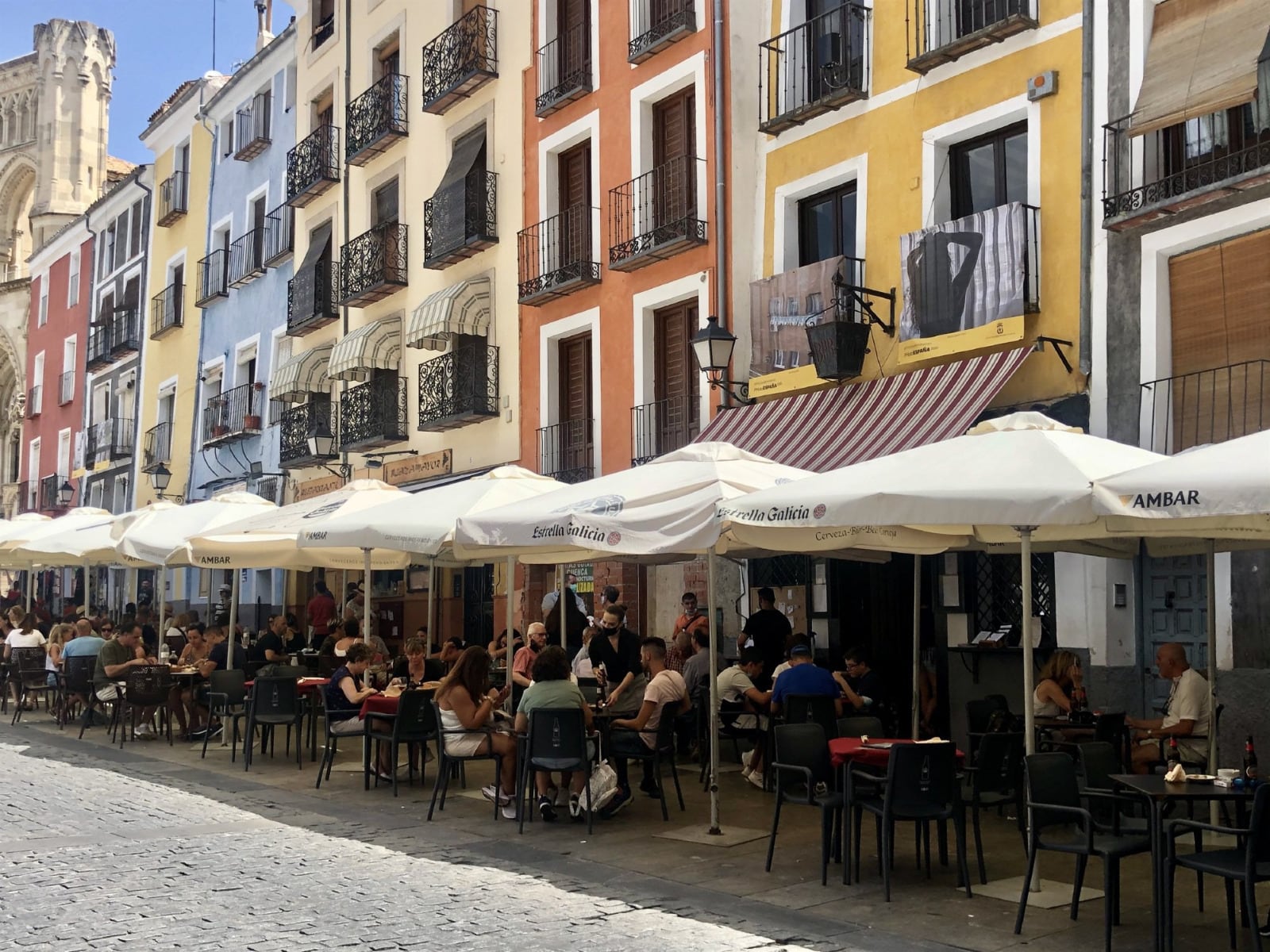 Las terrazas volverán a llenarse este fin de semana gracias a la llegada del &#039;Veranillo de San Miguel&#039; que afectará a buena parte de la península y Baleares.