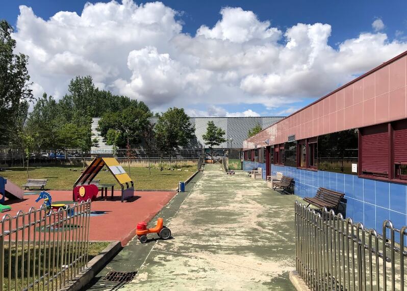 Escuela municipal de educación infantil Lourdes Lejarreta en Vitoria