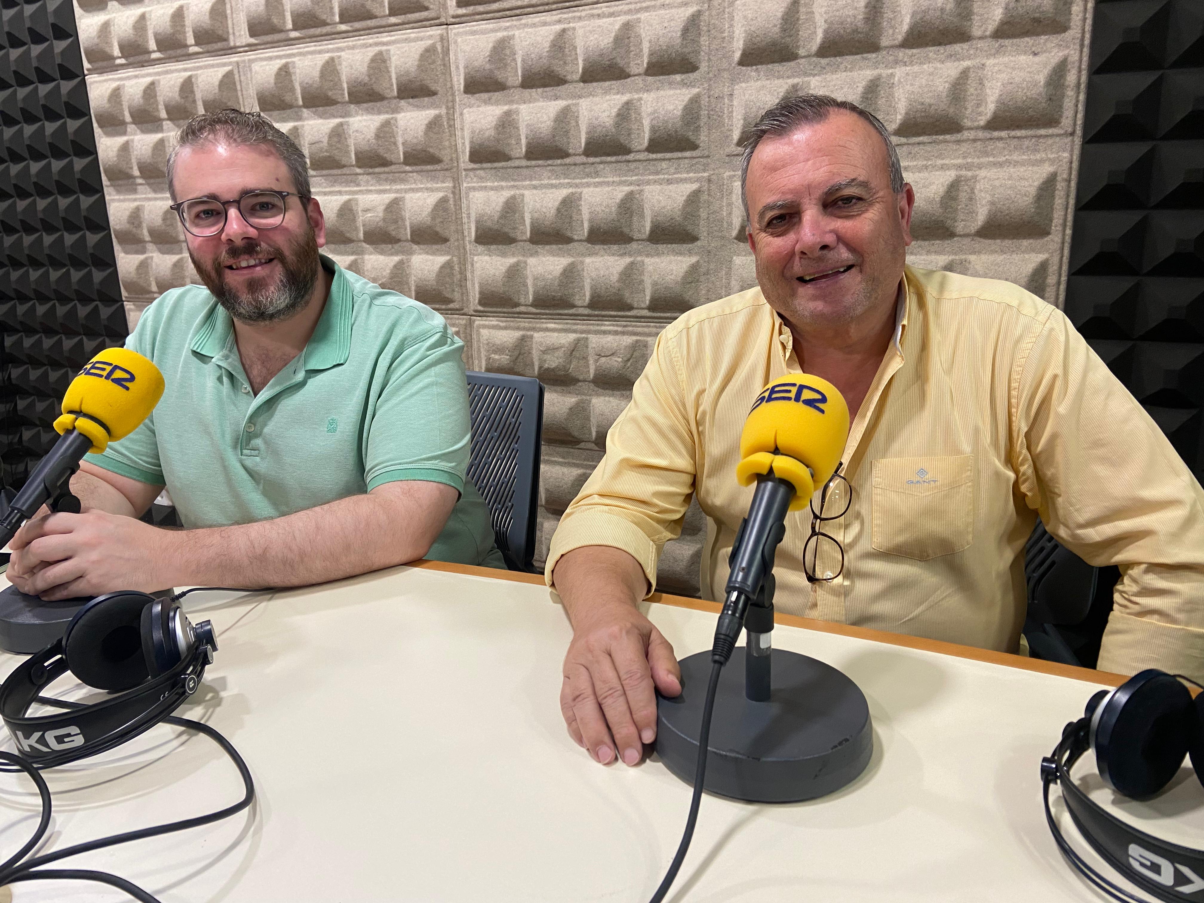 Manuel Hidalgo (hermano mayor) y Miguel Candau (diputado mayor) de la Hermandad del Gran Poder de Montellano