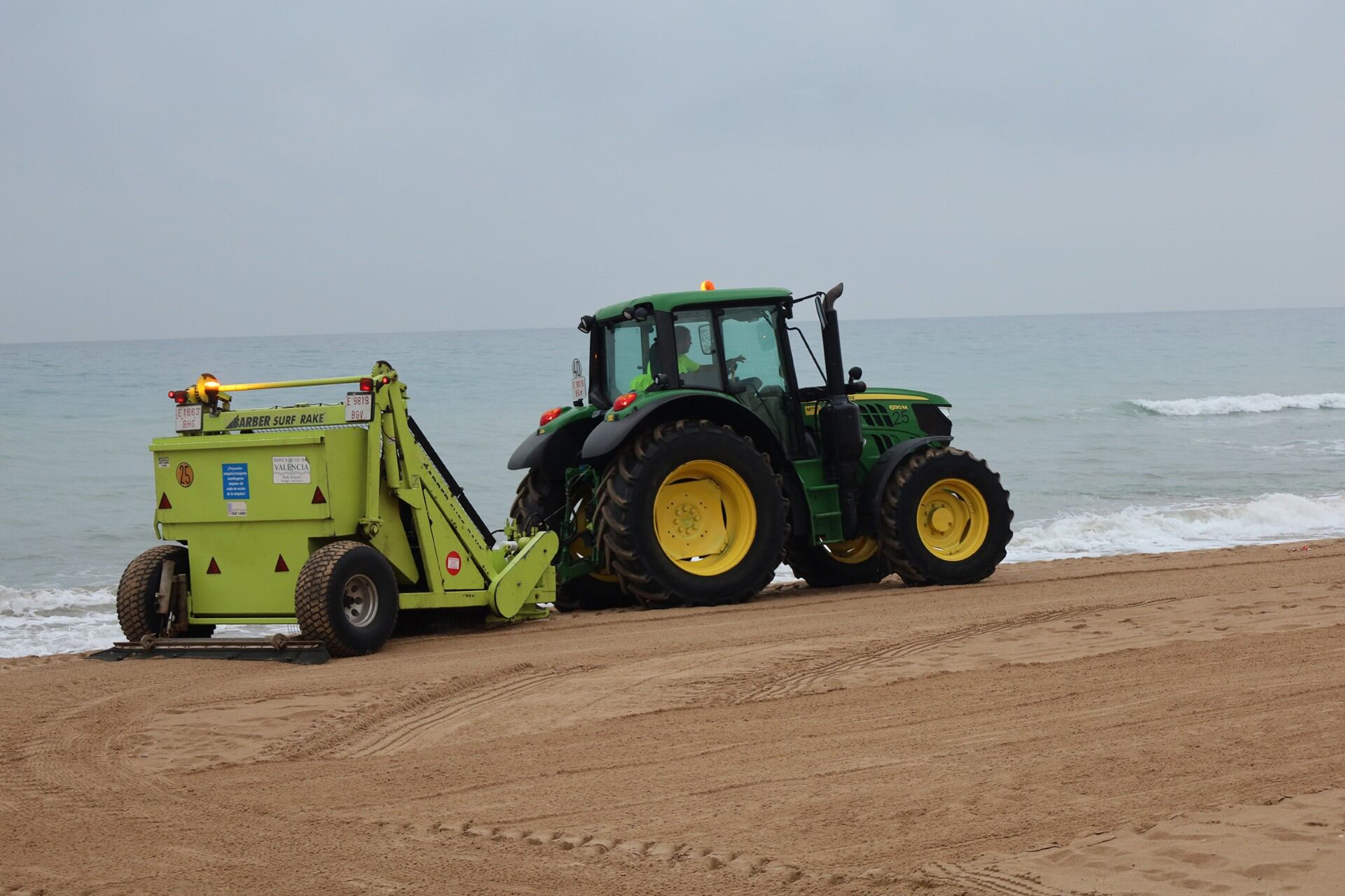 El área provincial de Medio Ambiente intensifica el cribado de la arena