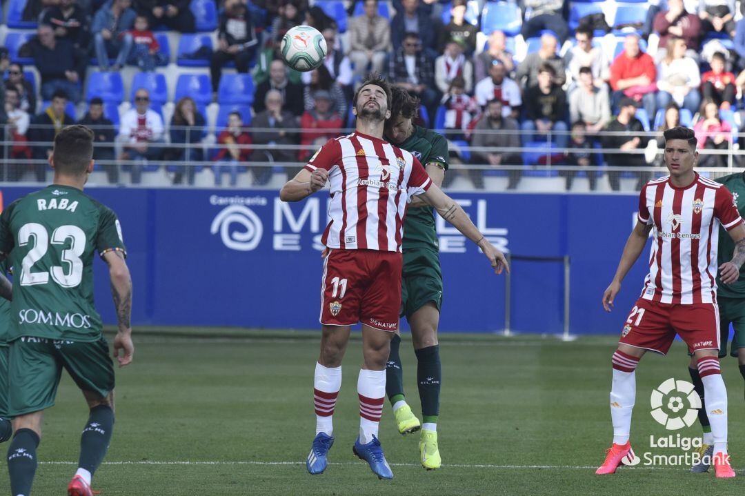 Una jugada del partido.