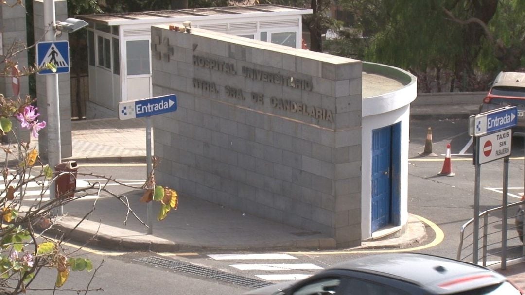 Hospital de La Candelaria donde se encuentran ingresados el turista italiano con positivo por coronavirus y su mujer