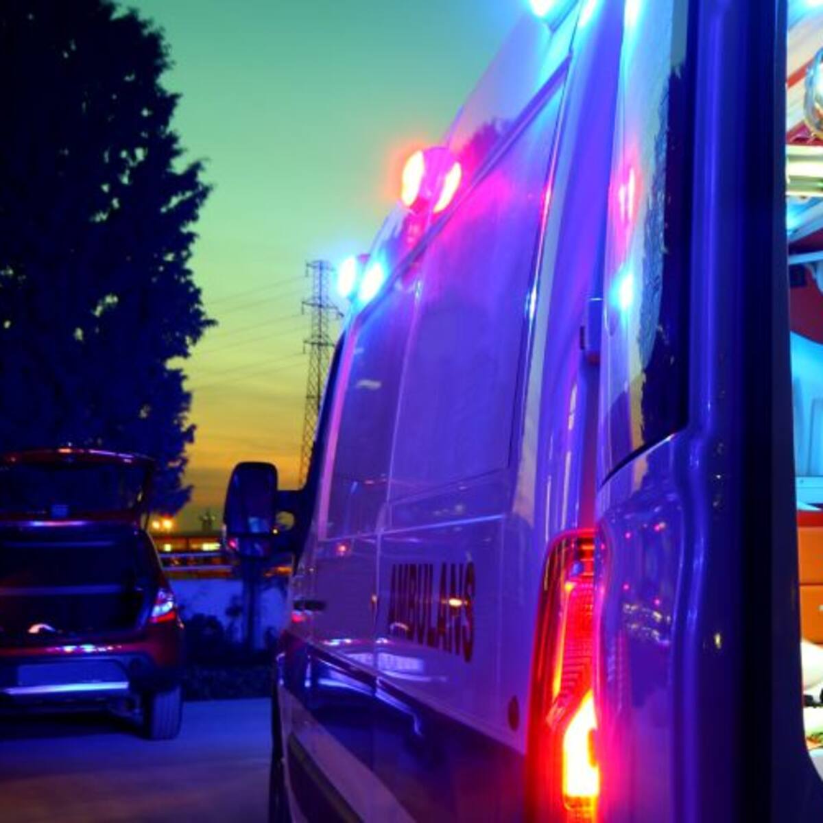 Herido un policía local cuando intentaba sofocar un incendio