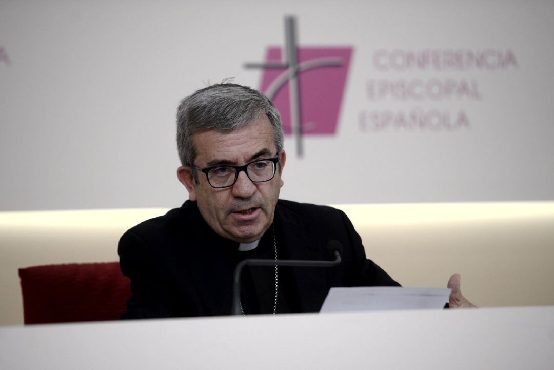 El secretario general de la Conferencia Episcopal Española (CEE) y obispo auxiliar de Valladolid, Luis Javier Argüello García.