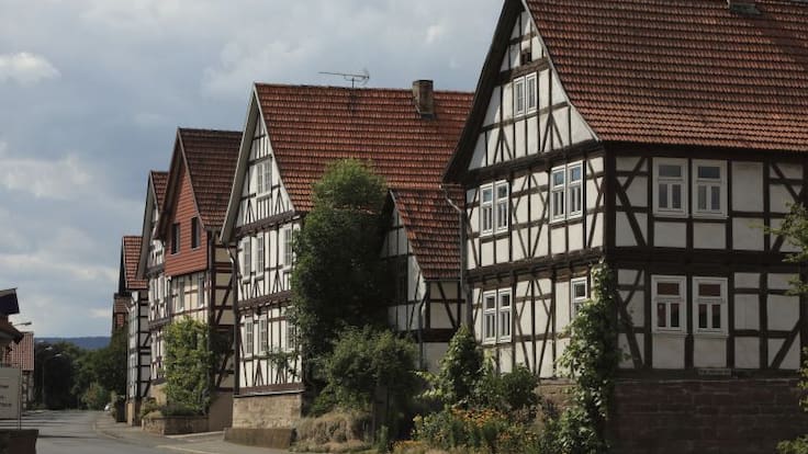 Estudian ceder a refugiados las viviendas de diputados alemanes