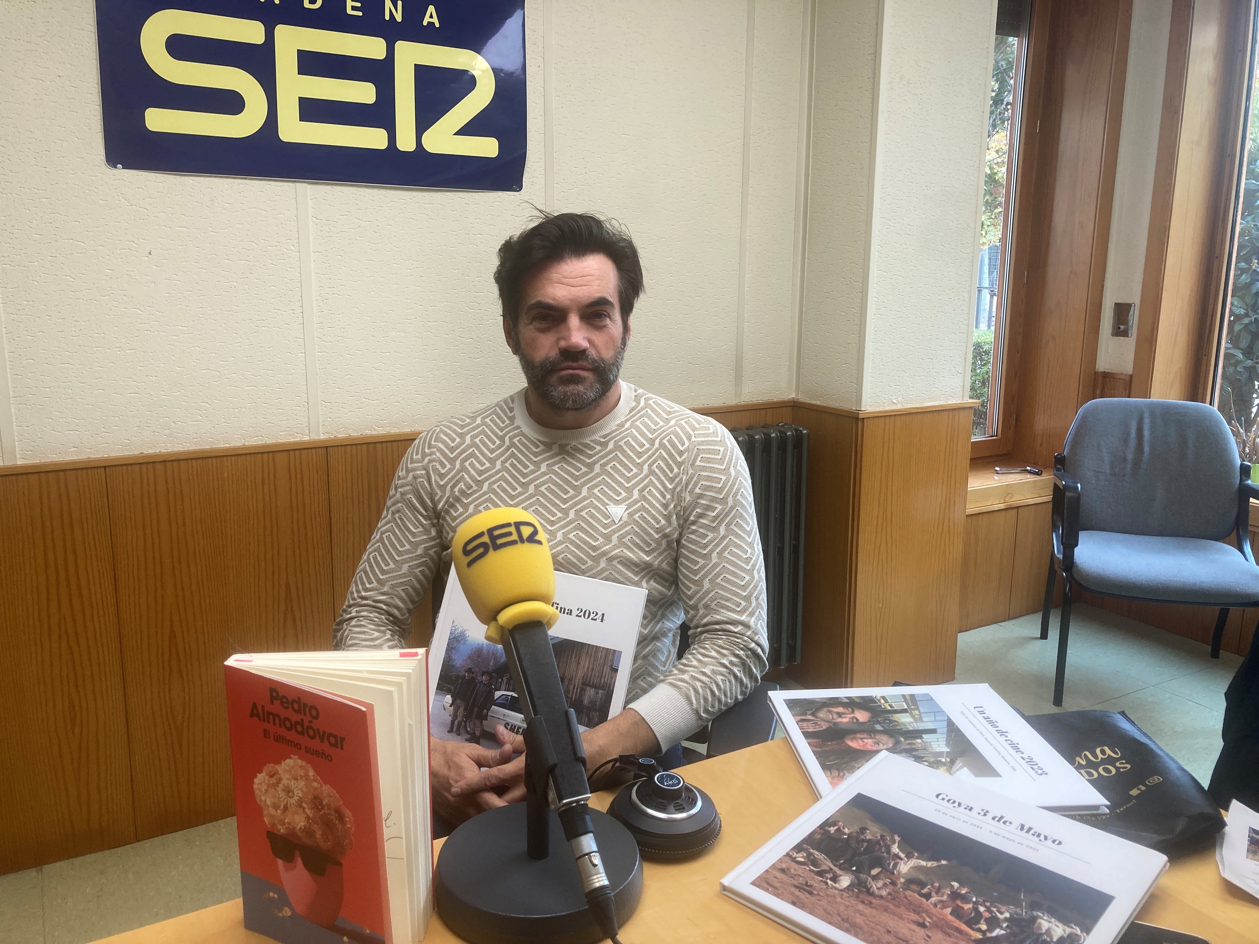 Miguel Angel Gorbe, en los estudios de SER Teruel