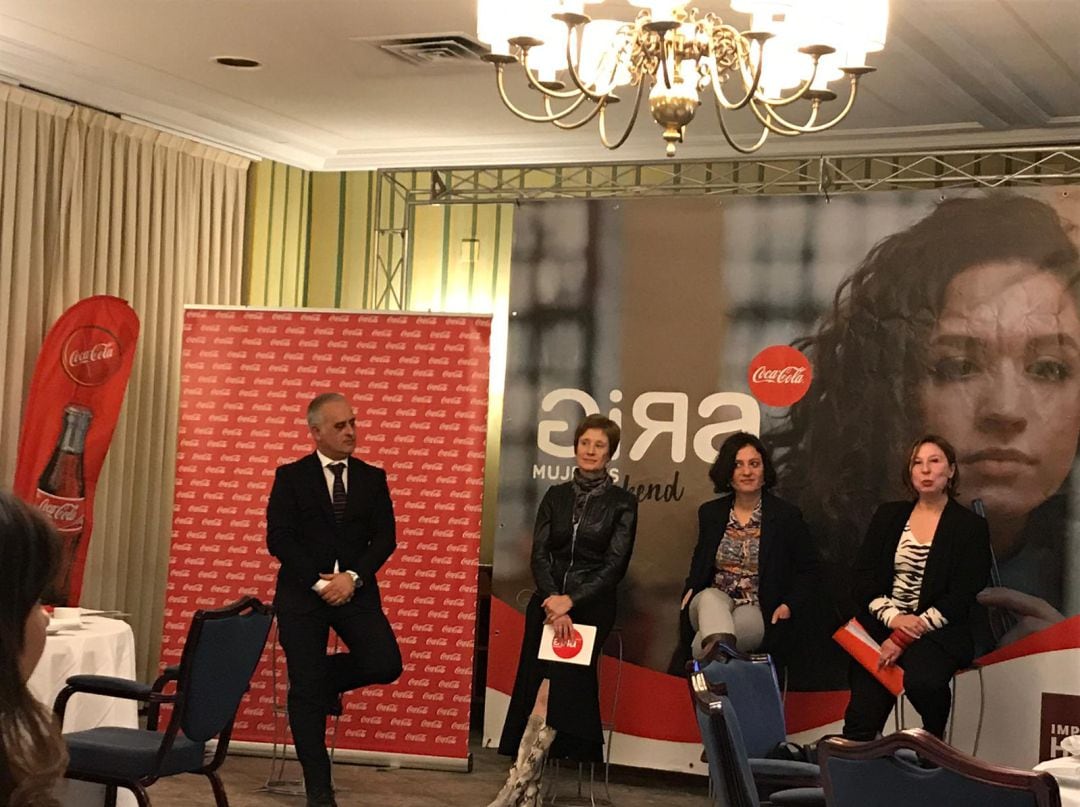 Presentación de la Gira Mujeres de Coca-Cola en Oviedo