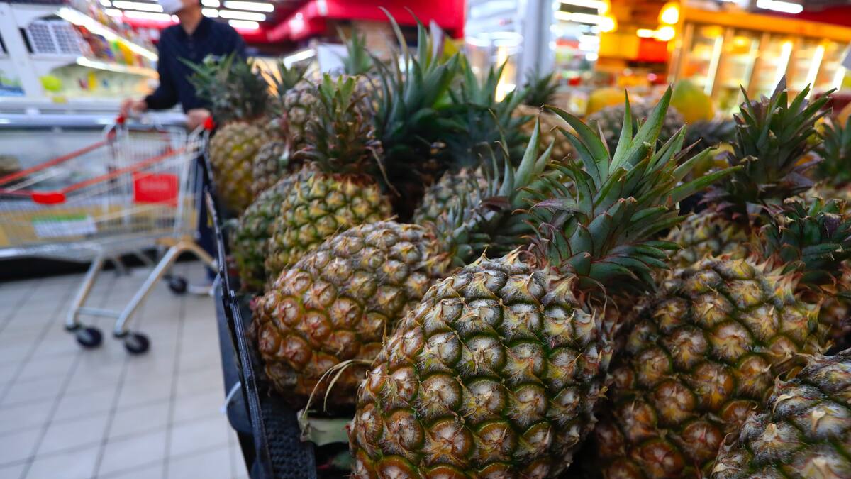 El Faro | Una oyente de 70 años deja en 'El Faro' la reflexión más honesta sobre la moda de ligar en Mercadona