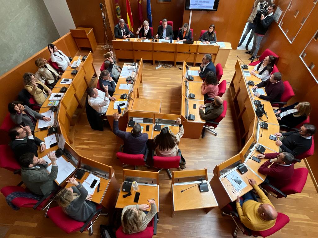 Pleno extraordinario del consistorio lorquino