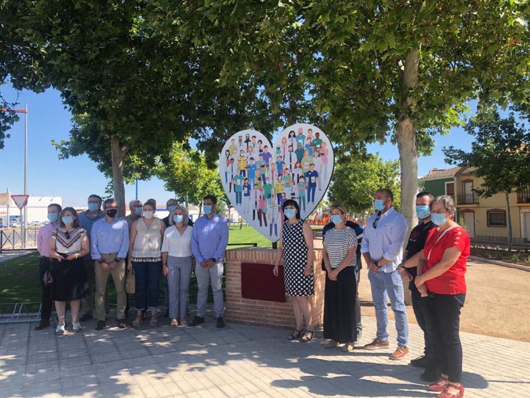 Acto de inaguración del parque dedicado a los profesionales dle Hospital La Mancha Centro