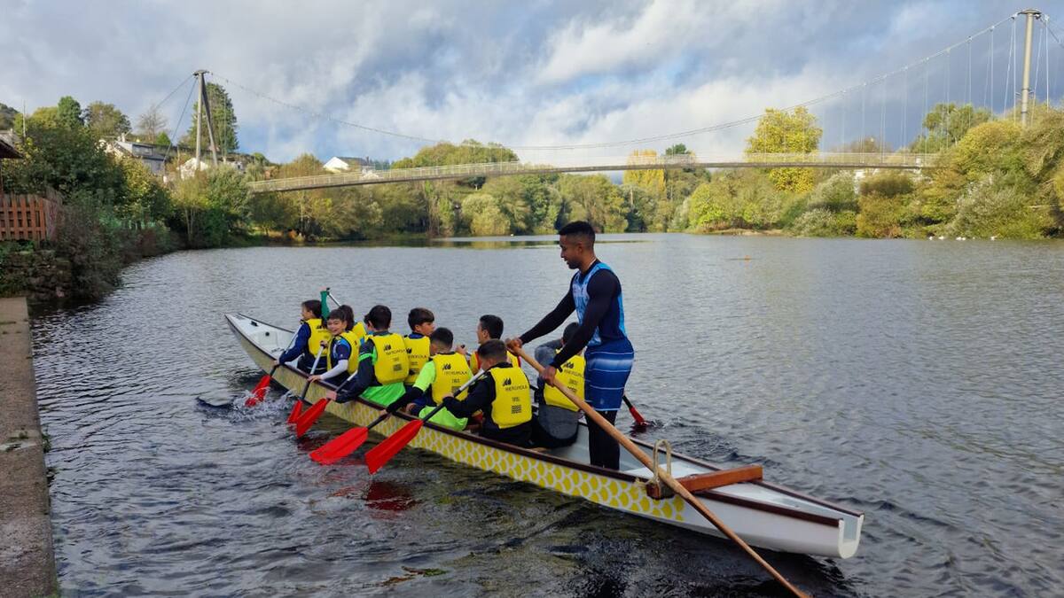 Dragon Boat, remo terapéutico sin coste para mujeres con cáncer de mama en Lugo Dragon Boat, remo terapéutico sin coste para mujeres con cáncer de mama en Lugo Dragon Boat, remo terapéutico sin coste para mujeres con cáncer de mama en Lugo Dragon B