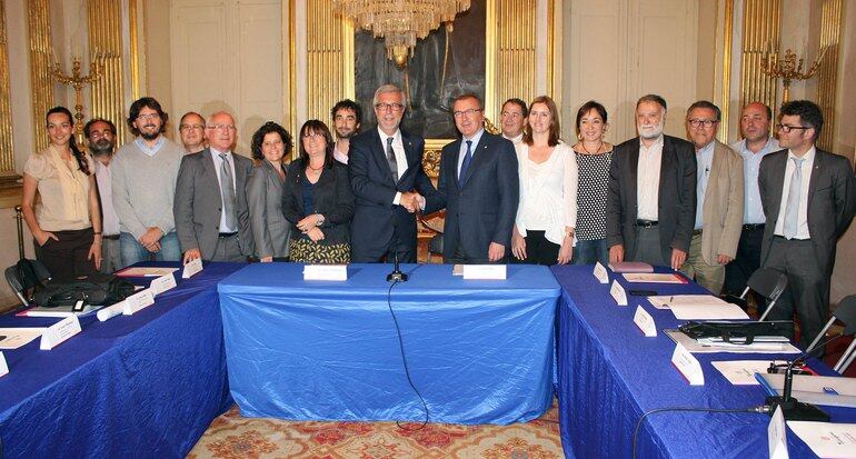 Imatge dels equips de govern de Tarragona i Reus.