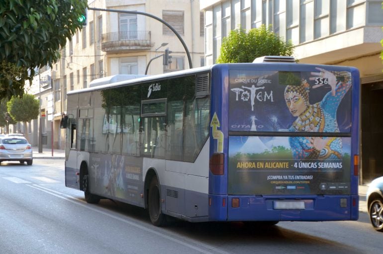 El billete ordinario también está bonificado en un 50% por el ayuntamiento, lo que hace que su precio sea de 0,75€