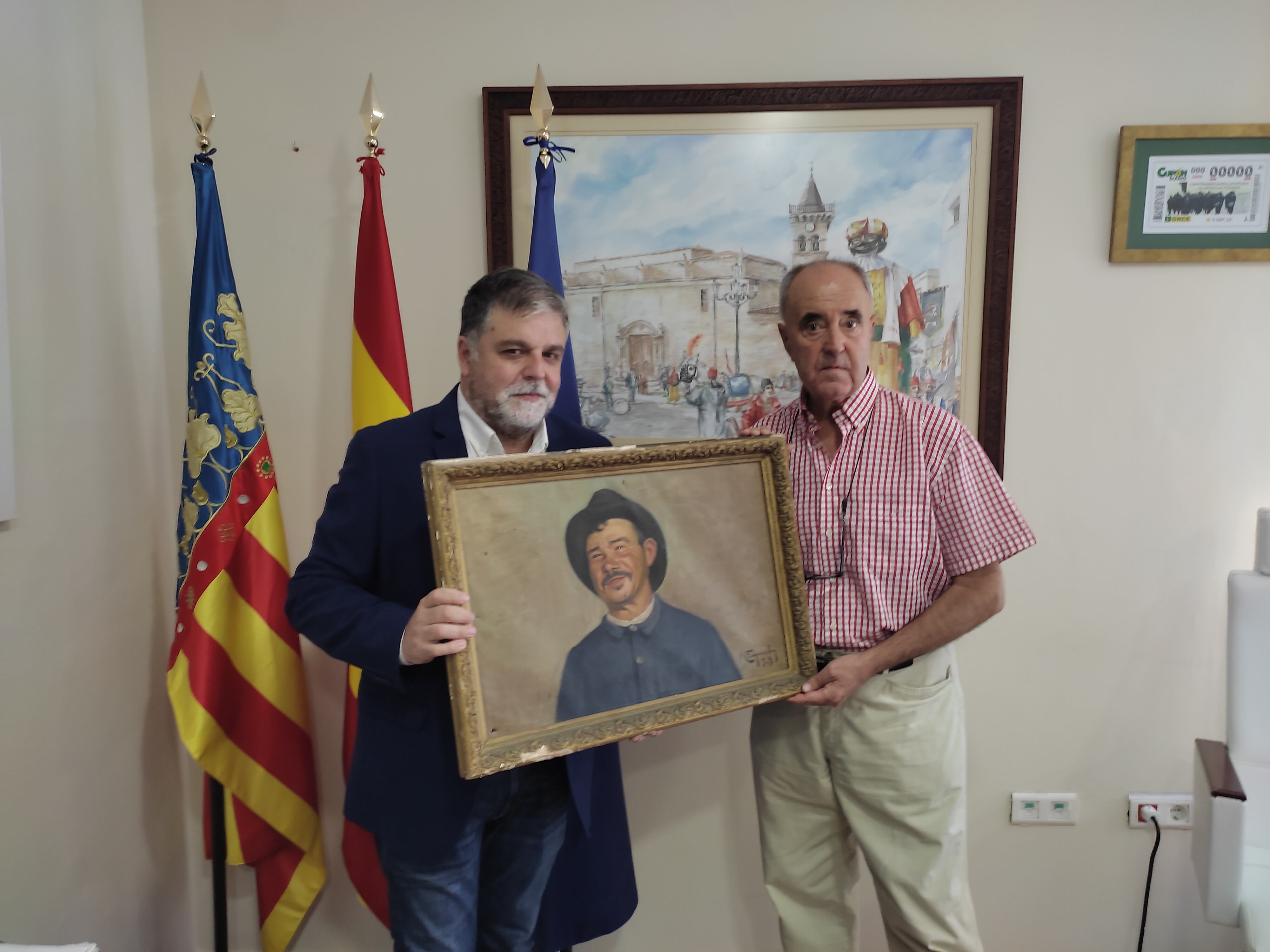 El Alcalde y Julio Guillén