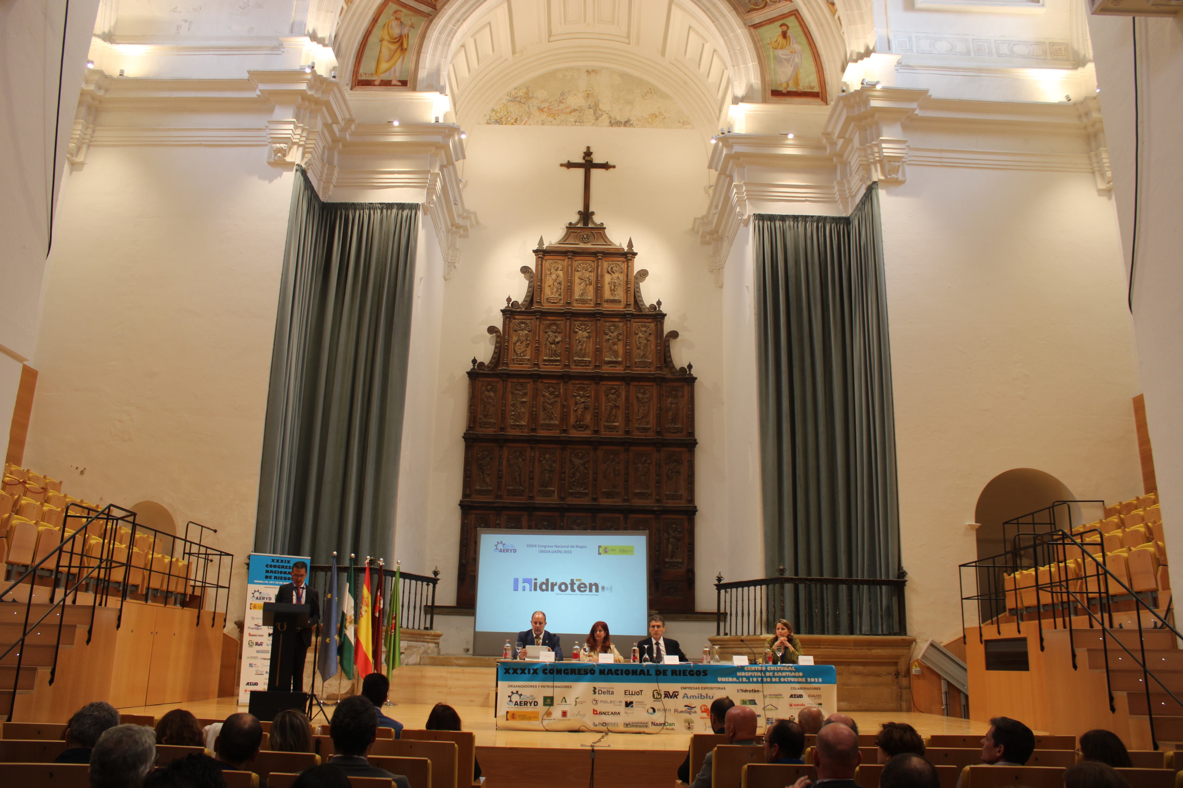 El secretario general de Agricultura y Alimentación, Fernando Miranda, visita Úbeda