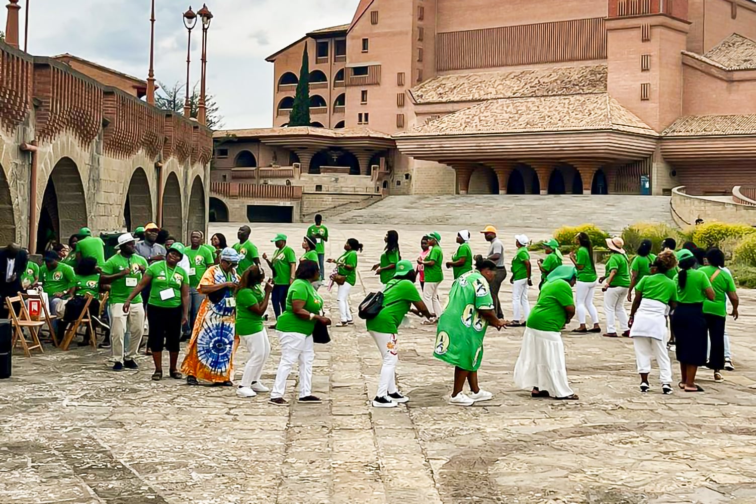 15ª Jornada de familias de Guinea Ecuatorial con la Virgen de Bisila