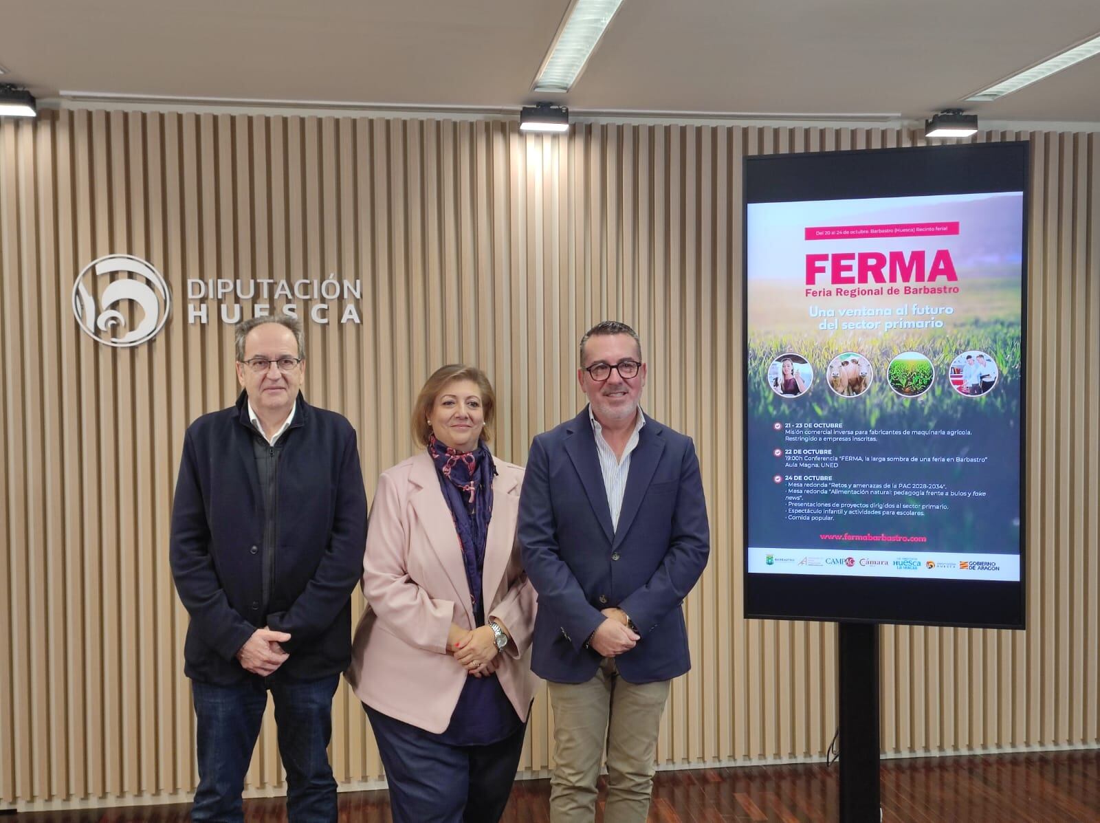José Cebollero, Silvia Ramírez y Javier Folch durante la presentación de FERMA 2025.