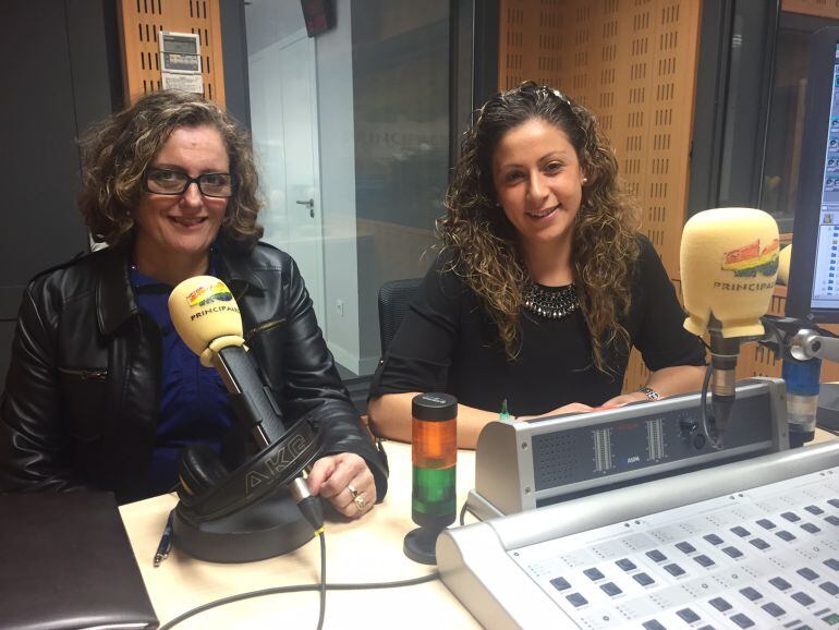 Isabel Sánchez, técnico de Juventud y Carolina Valbuena, diputada provincial de Juventud