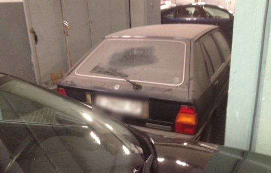 Polémica en Valencia por el coche que Rita Barberá guarda desde hace años en el aparcamiento del Ayuntamiento.