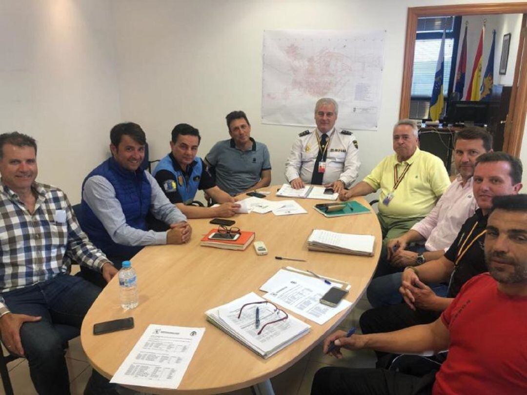 Reunión entre los agentes implicados.