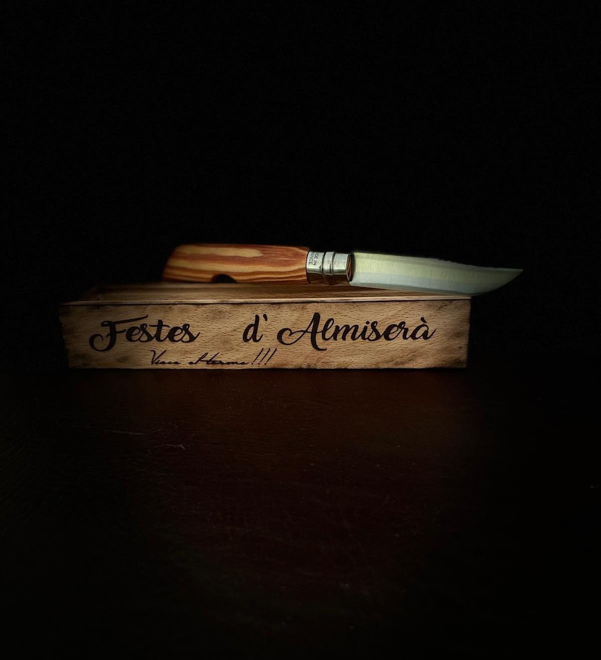 Navaja que se sorteará en la rifa de las fiestas de Almiserà