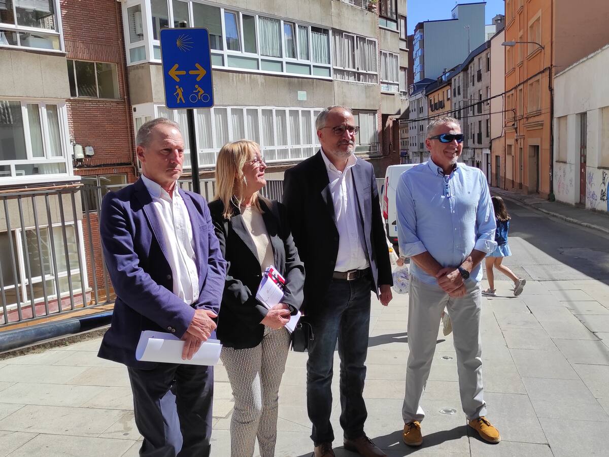 Ponferrada renueva sus señales informativas