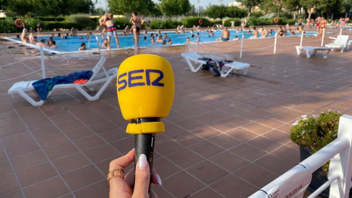 La Ventana Aragón pasa una tarde en la piscina