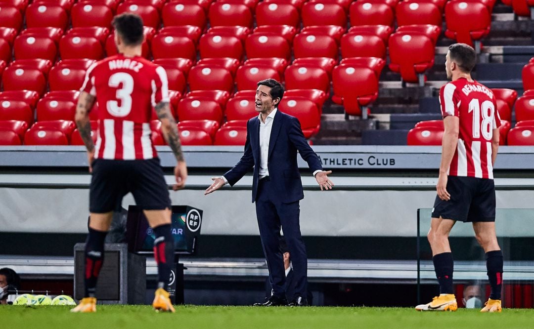 Marcelino Garcia Toral muestra su desencanto con el final de partido contra Osasuna 