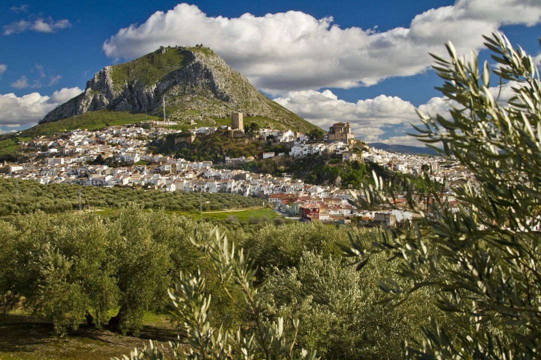 Albanchez de Mágina, pueblo del Parque Natural de Sierra Mágina