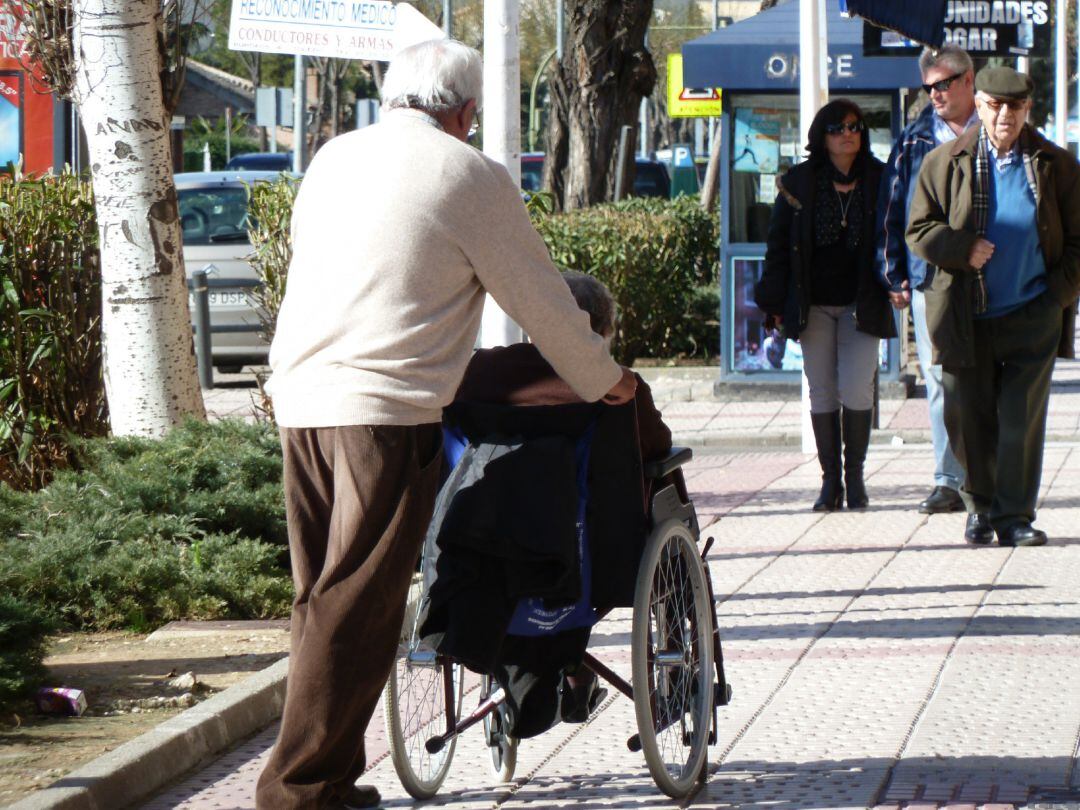 El Ayuntamiento desmiente que no se esté prestando el servicio de Ayuda a Domicilio en la capital.