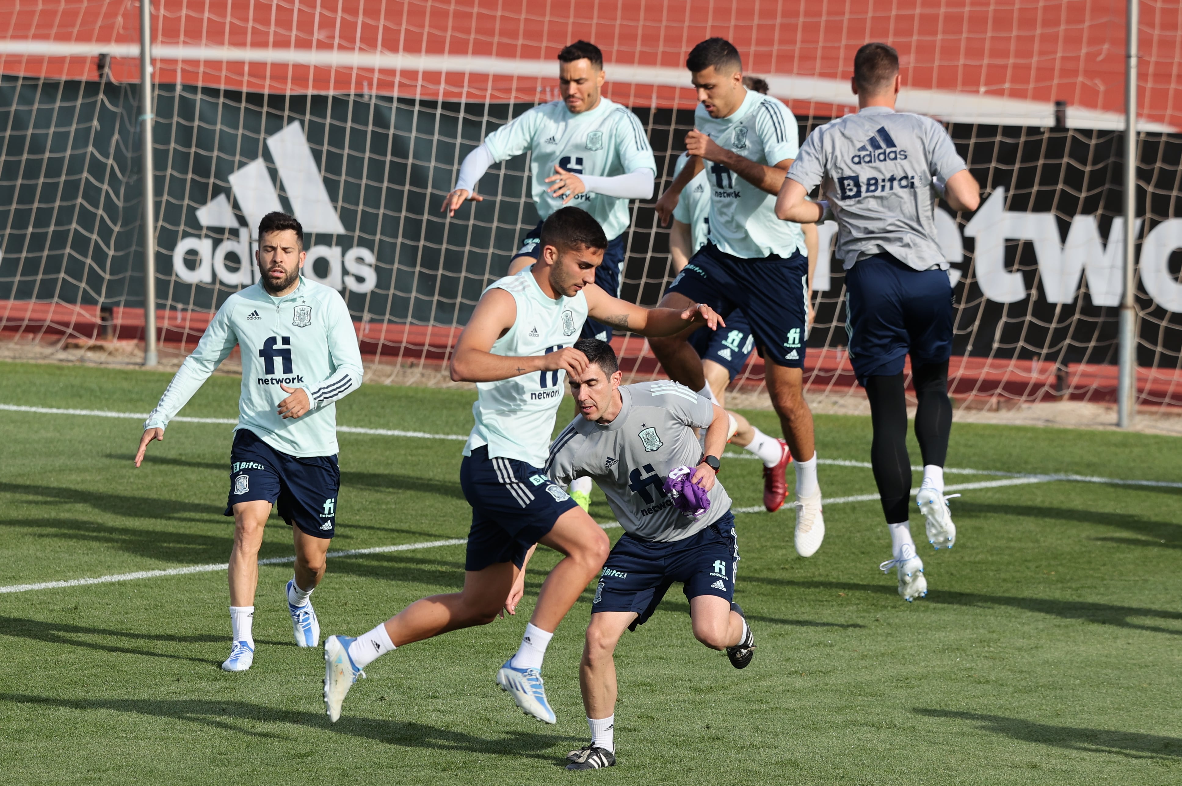 Entrenamiento de España previo al partido contra Portugal de la Nations League  EFE/ Kiko Huesca