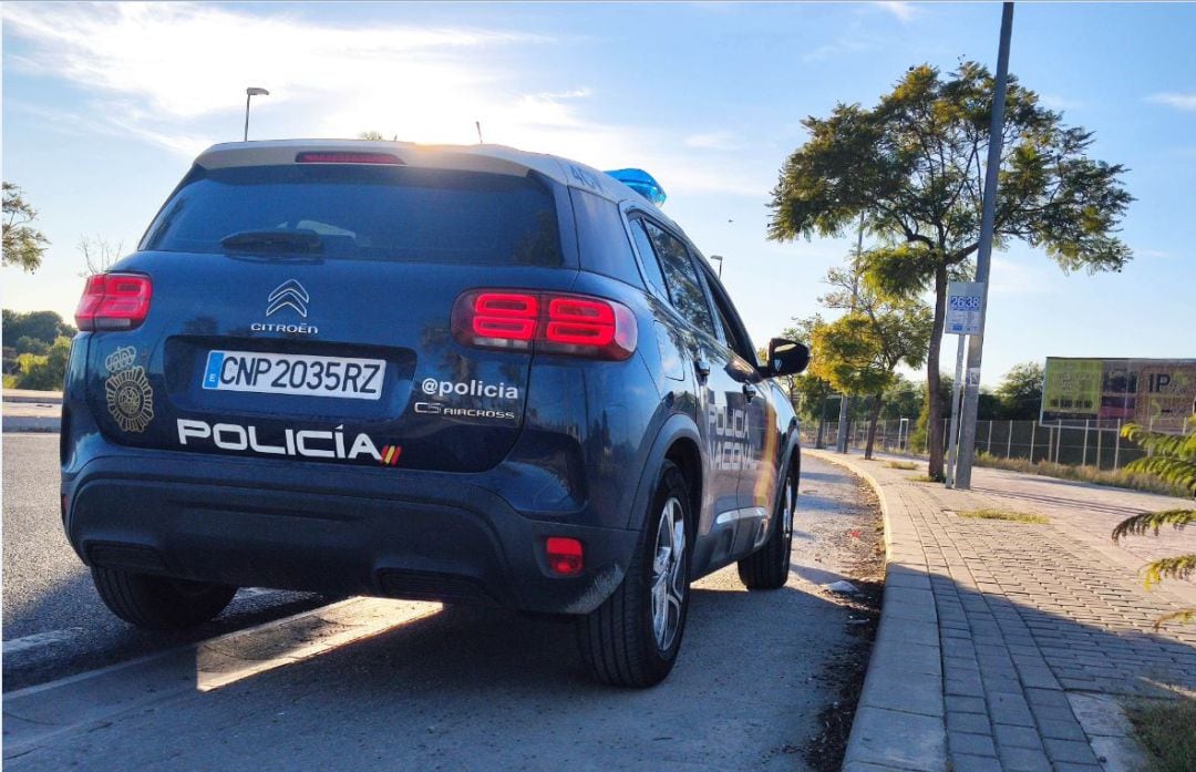Vehículo de la Policía Nacional 