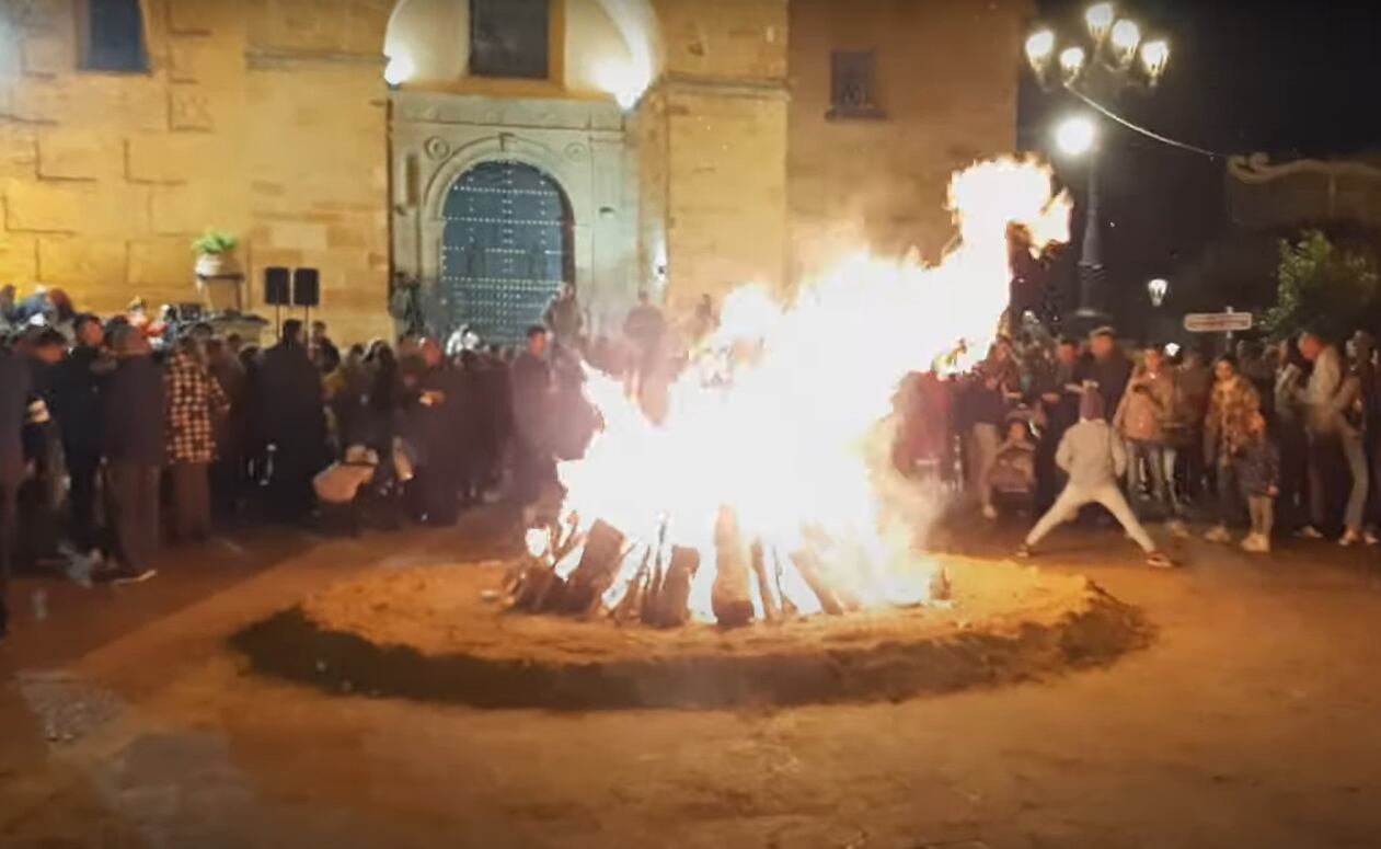 Arjonilla mantiene viva su tradición en honor a San Antón