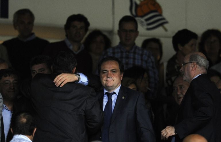 Jokin Aperribay en el palco de Anoeta tras la derrota contra el Málaga