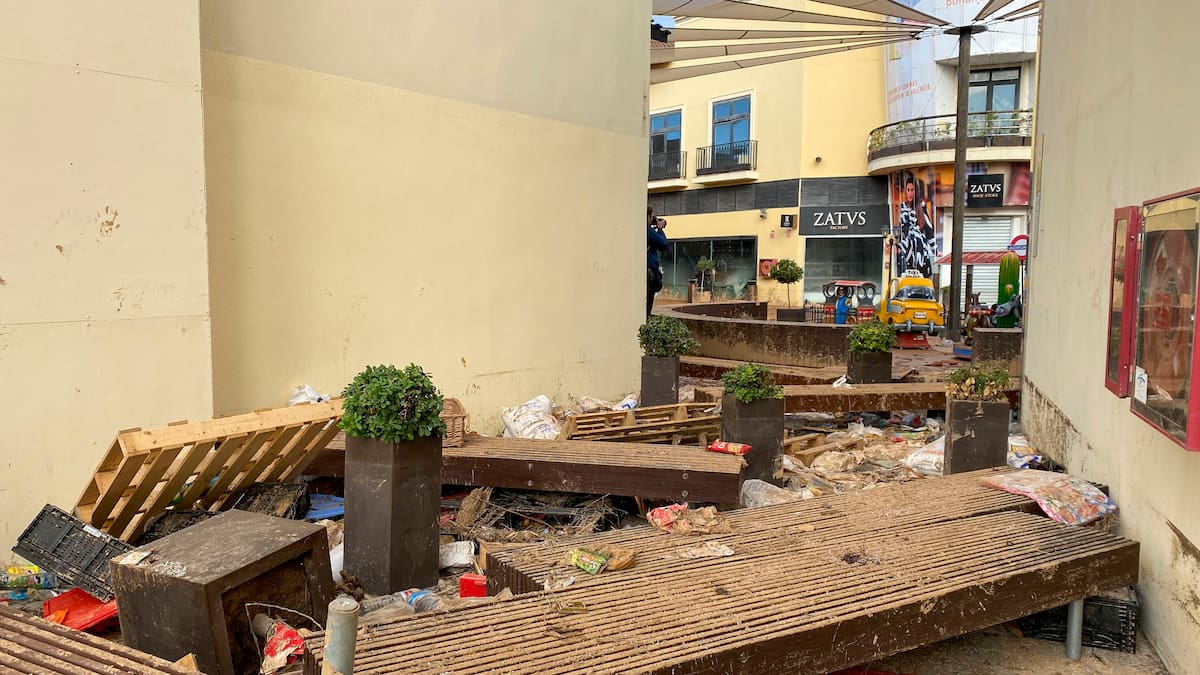 Entrevista al propietario de la administración de lotería de Bonaire, que ha vendido parte del tercer premio de lotería de El Niño