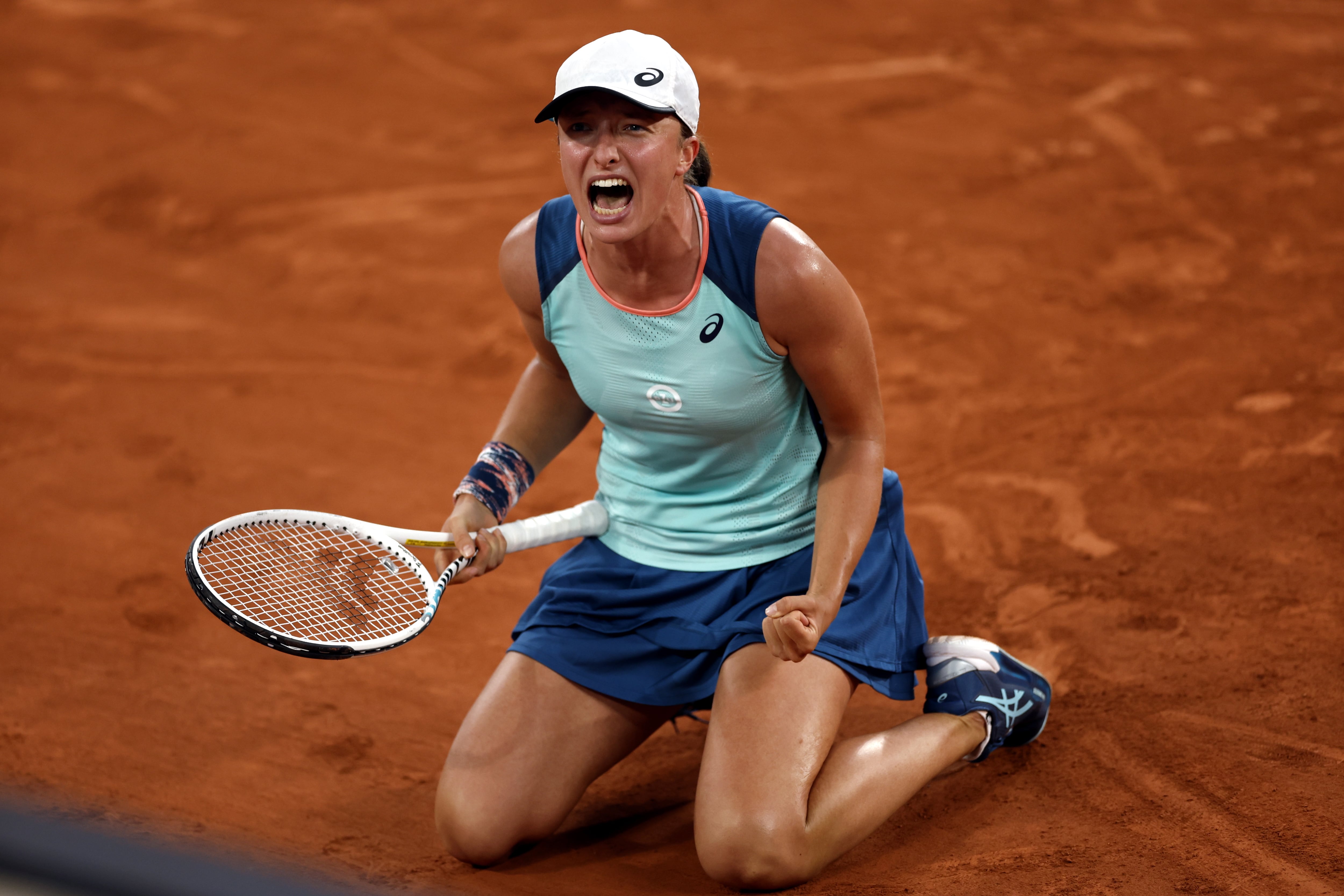 Iga Swiatek celebra su segundo Roland Garros