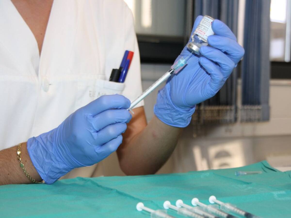 Las tasas de incidencia bajan en el Campo de Gibraltar