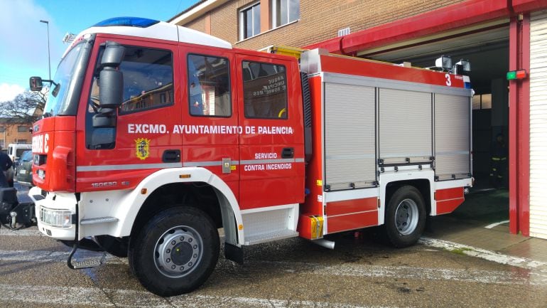 Nuevo camión de bomberos presentado esta mañana