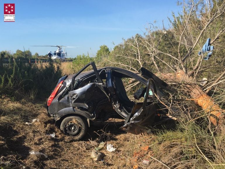 Accidente de tráfico en la AP-7 a la altura de Alcalà de Xivert (13-8-16)