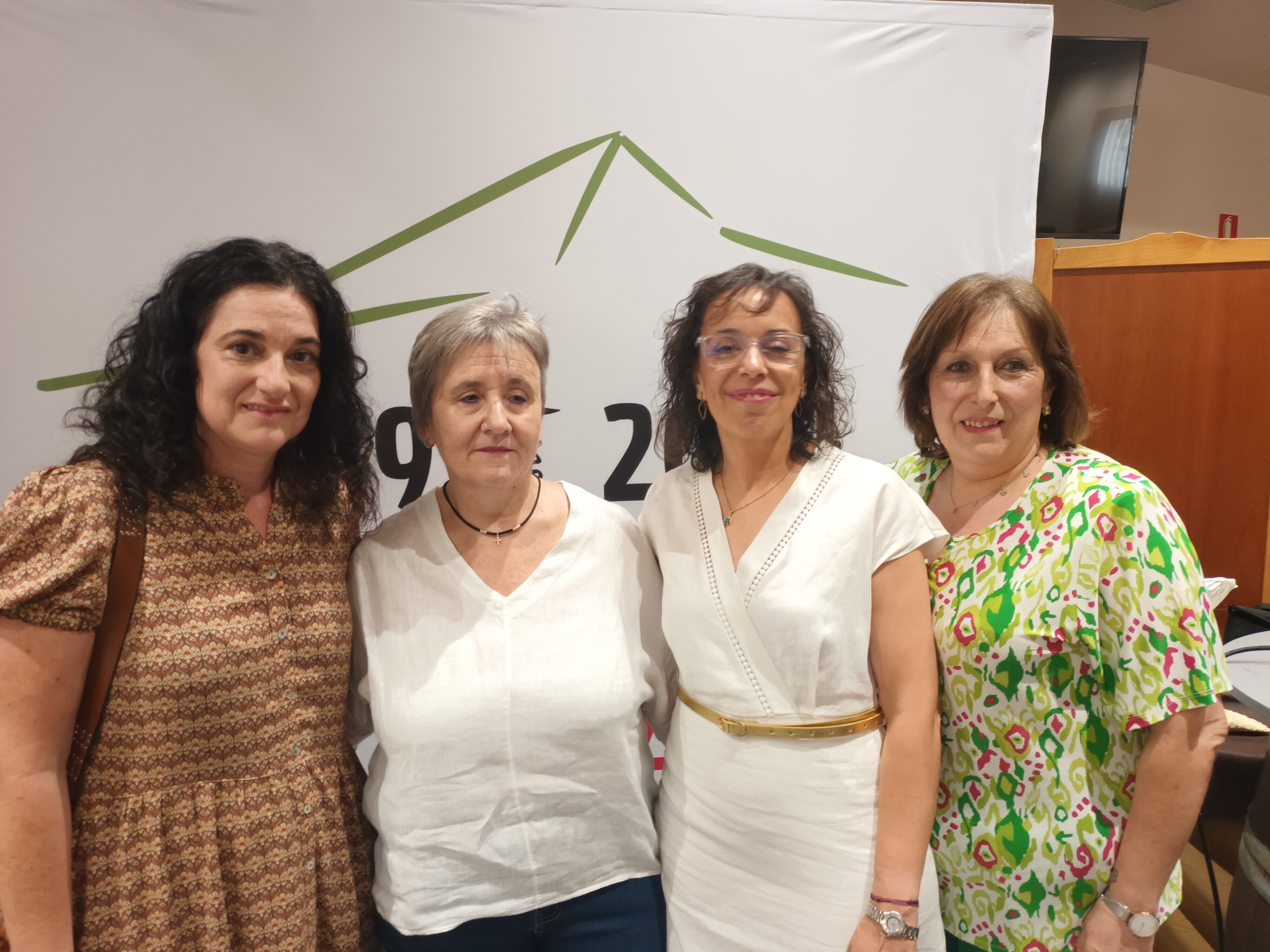 Gemma Labuena, Olga Coarasa, Belén Quirós y Monserrat Alvárez