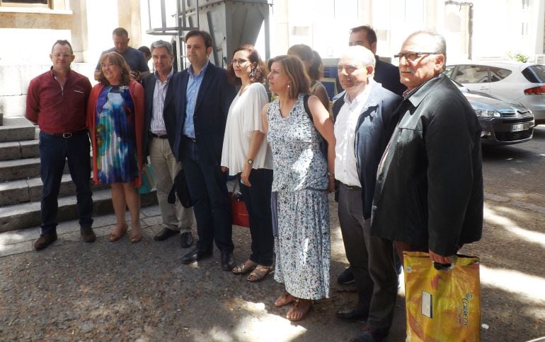 Asistentes socialistas a la firma