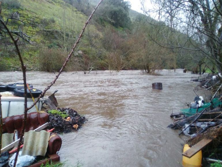 Daños ocasionados por el río Oza en la última crecida