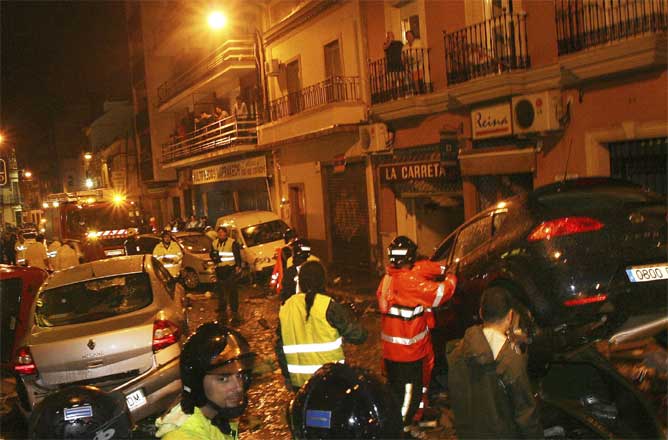 Aspecto de una de las calles de la localidad afectada por las lluvias.