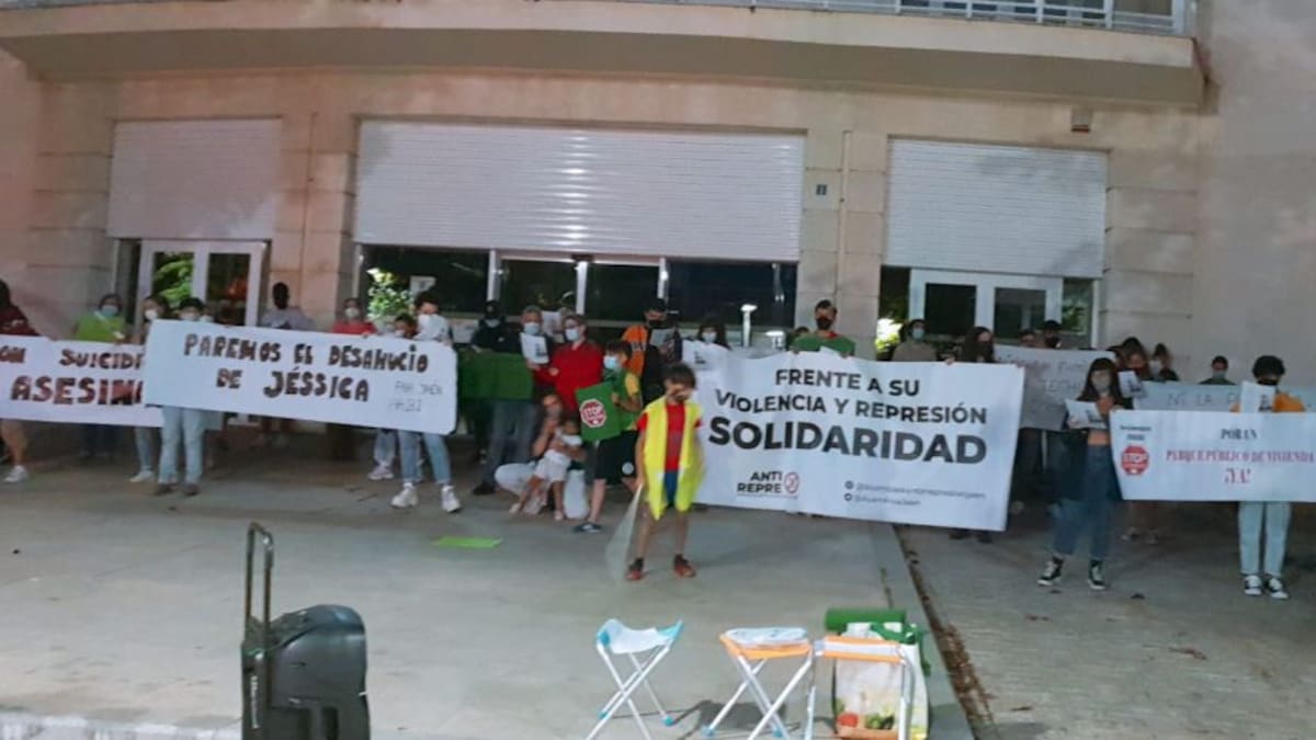 La PAH y AABI denuncian "el fracaso institucional para proteger a las familias empobrecidas de la provincia"